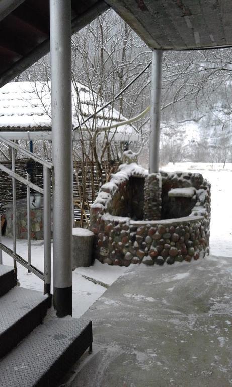 Marine'S Guest House Ananuri ภายนอก รูปภาพ