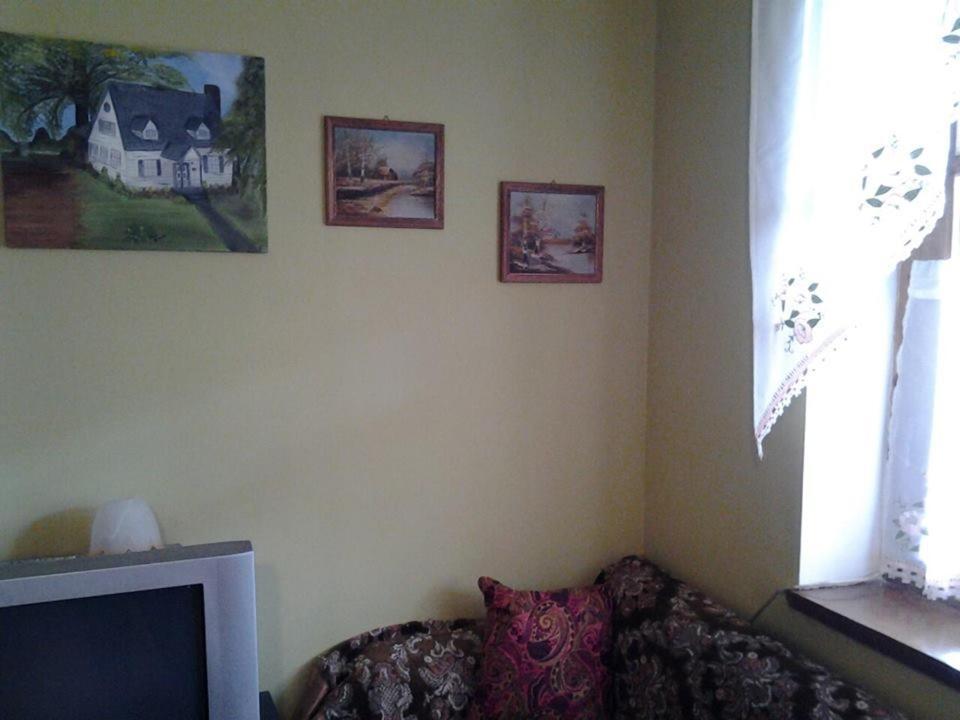 Marine'S Guest House Ananuri ภายนอก รูปภาพ